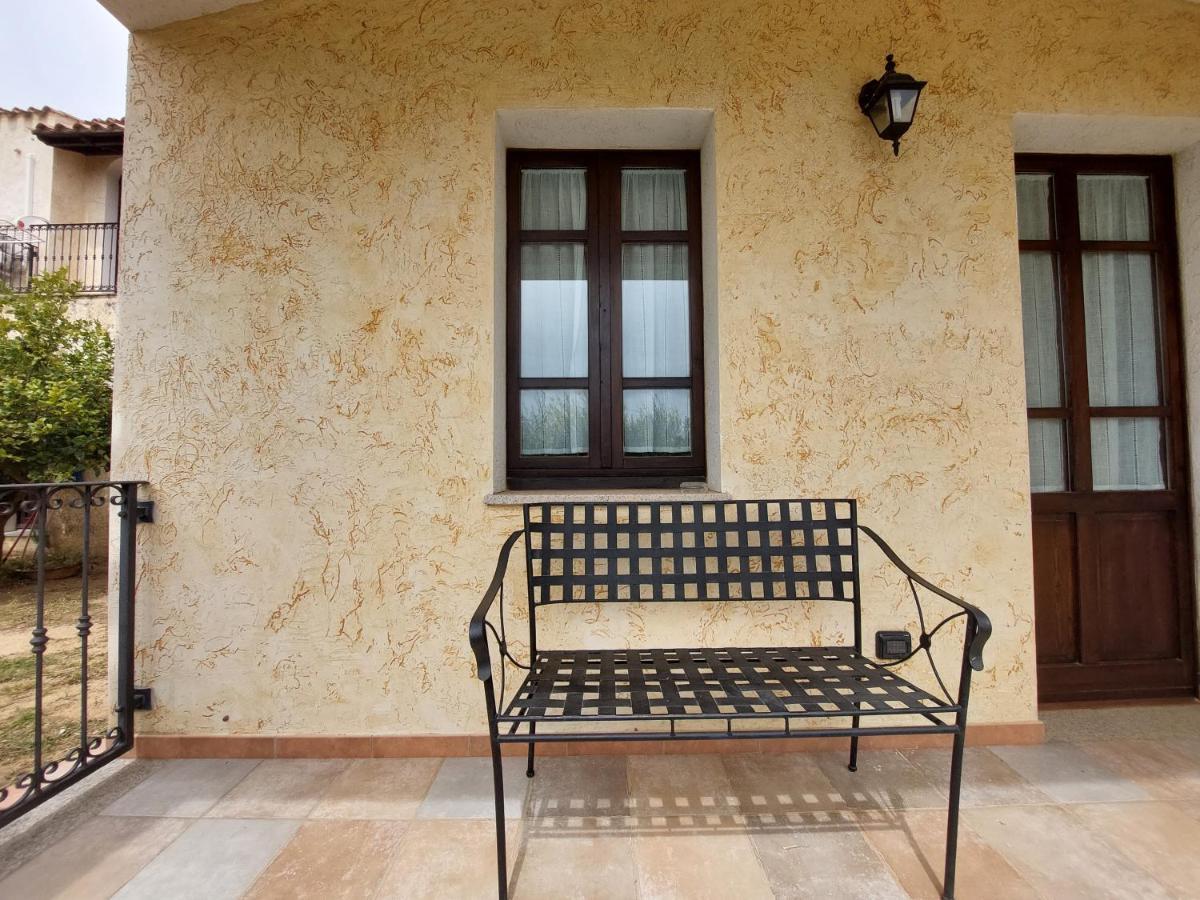 Hotel La Corte Rosada Villasimius Bagian luar foto